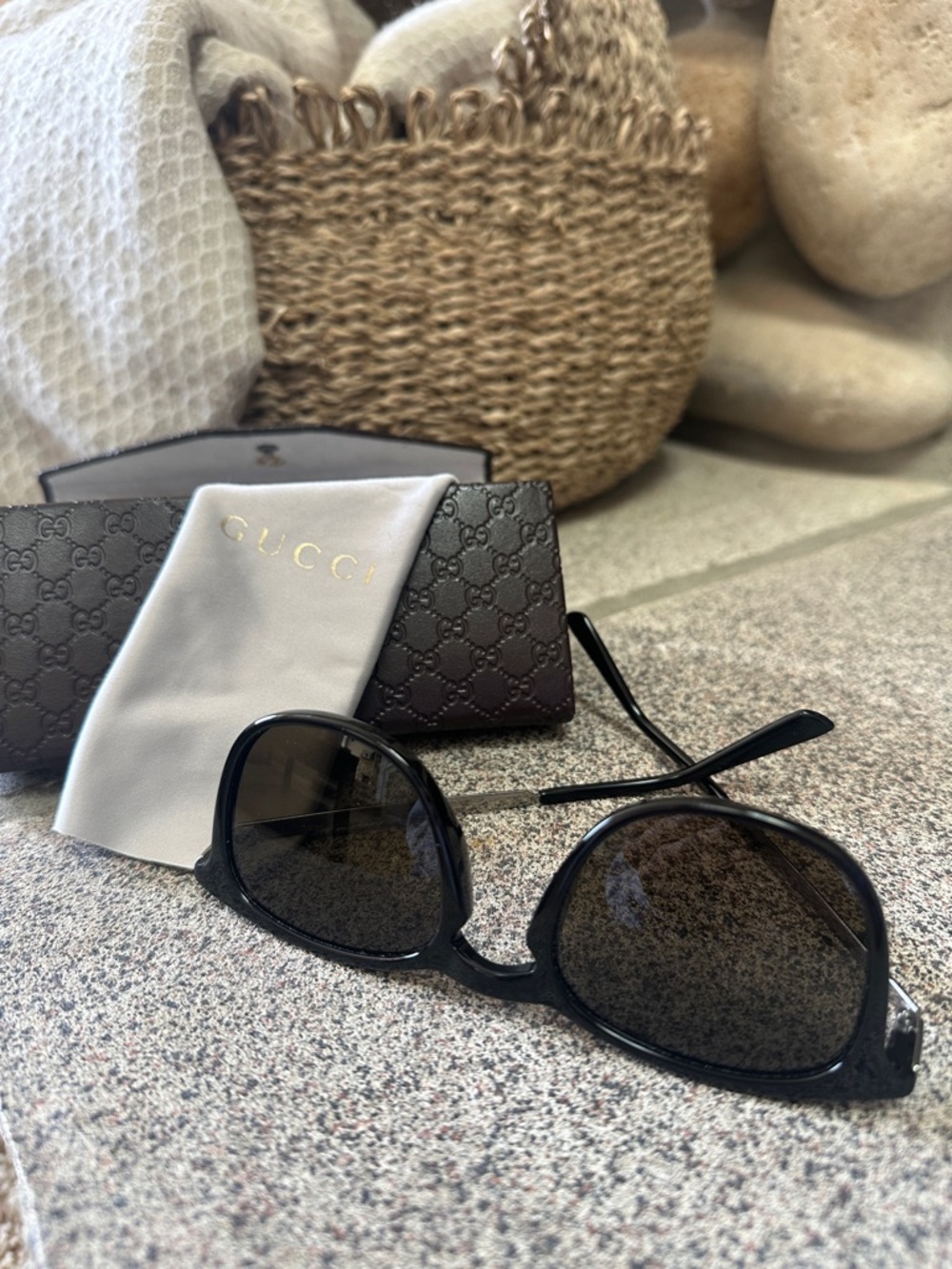 Gucci Black Oversized unisex Sunglasses with Dark Lenses